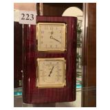 New Danbury quartz clock in OB