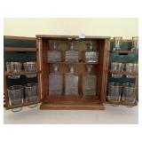 Wooden portable bar with 6 decanters and gold