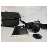 Leica V-Lux 1 camera with fitted lense