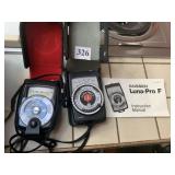 Two Luna-Pro F Gossen with manual