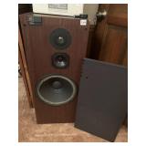 Pair JBL Speakers L100 t 3 - chip on corner