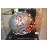 Heisman Trophy Helmet over 20 autographs incl: