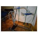 Invacare Manual/Electric Portable electric lift