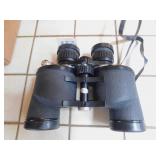 TASCO MODEL 333 FT AT 1000 YDS BINOCULAR
