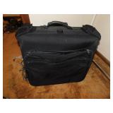 Luggage Briggs & Riley with wheels