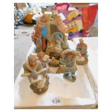 CHRISTMAS FIGURES SET