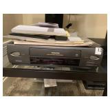 TOSHIBA VHS PLAYER
