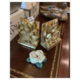 PAIR OF MAGNOLIAS BOOKENDS RESIN PEN HOLDER