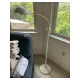 BEIGE GOOSE NECK FLOOR LAMP 52" H