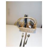 SILVERWARE CADDY WITH MIKASA FLATWARE FOR 12