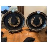 PLATES WITH EASELS - FLORAL WREATH 10"