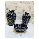 PAIR BLACK URNS AND ACCENT BOWL 13" H