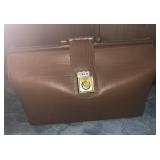 LEATHER BRIEFCASE LIGHT USE NO KEY