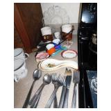 CAKE LIFTER, SAUCE POTS, SPOON RESTS ETC.