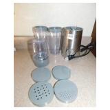 FOOD BLENDER W/ CONTAINERS