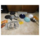 SMALL PANS, CASSEROLE HOLDERS