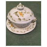 Soup terrine  (3 pieces; 4-6 serving size)