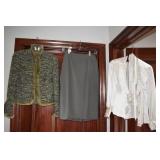 LAFAYETTE NEW YORK SZ. 0 SUIT AND SILK TOP SZ. 0