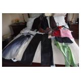 2 P ANN TAYLOR LOFT BLACK LEATHER PANTS, BLACK W