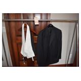 44 LONG TUXEDO W/ 2 VESTS -PANTS SZ. 38 ISSIMO