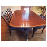 DINING ROOM TABLE AND CHAIRS PERFECT CONDITION