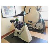LIFE FITNESS STATIONERY BIKE - MODEL 5500