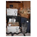 24 WINE GLASSES AND COMMUNITY COLLEGE ICE BUCKET