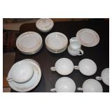 MIKASA EATON CHINA PARTIAL SET, 14 C/SAUCERS,