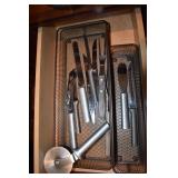 KNIVES, STAINLESS PIZZA CUTTER, ETC