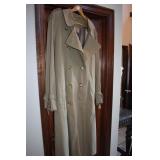 BURBERRY RAINCOAT, FULLY LINED $700, SIZE 44 LONG