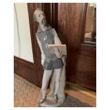 LLADRO MAN WITH BOOK (FINGER REPAIR) SEE PHOTO