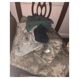 TABLE CLOTH AND NAPKIN GROUP