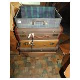 4 VINTAGE SUIT CASES