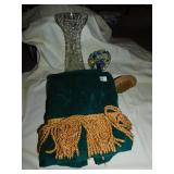 12" VASE, DYNASTY GALLERY GLASS PAPER  WEIGHT