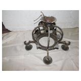 METAL VINTAGE CHANDELIER, 12" H X 19" W