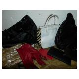 PURSES & WALLETS, INC. LIZ CLAIBORNE