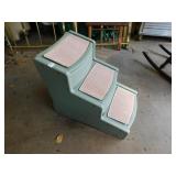PET STAIRS, LIKE NEW, CARPETING VELCORS ON STEPS