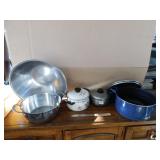 STAINLESS BOWLS, BLUE POT WITH LID, ETC