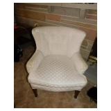 WHITE TUFTED BACK CHAIR UNMARKED