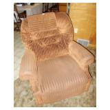 LAY-Z-BOY BROWN RECLINER