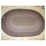 OVAL FLOOR RUG 67L 47W