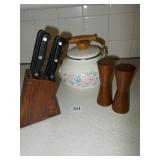 SALT AND PEPPER SHAKER, STEAK KNIFE SET, TEAPOT