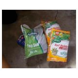 TOPSOIL, SCOTT WINTER GUARD TURF BUILDER (3