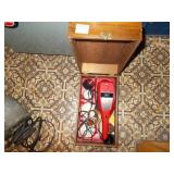 ELECTRIC SHOE POLISHER AND ATTACHMENTS A\IN