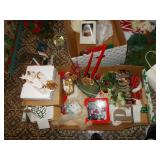 CHRISTMAS DECORATIONS! STUFFED ANIMALS,