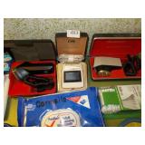 VINTAGE NORELOC AND REMINGTON SHAVERS, FINGERNAIL