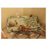 GROUPING: CURTAIN PANELS - 4 - 48" X 96" PANELS -