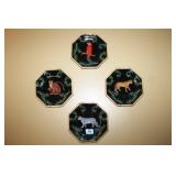 GROUPING: 4 DECORATOR PLATES AND WALL SHELF