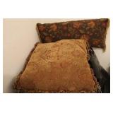 6+ BAGS OF ASSORTED THROW PILLOWS