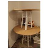 GROUPING: 2 TABLES (NO COVERING), BUZZ PETERSON